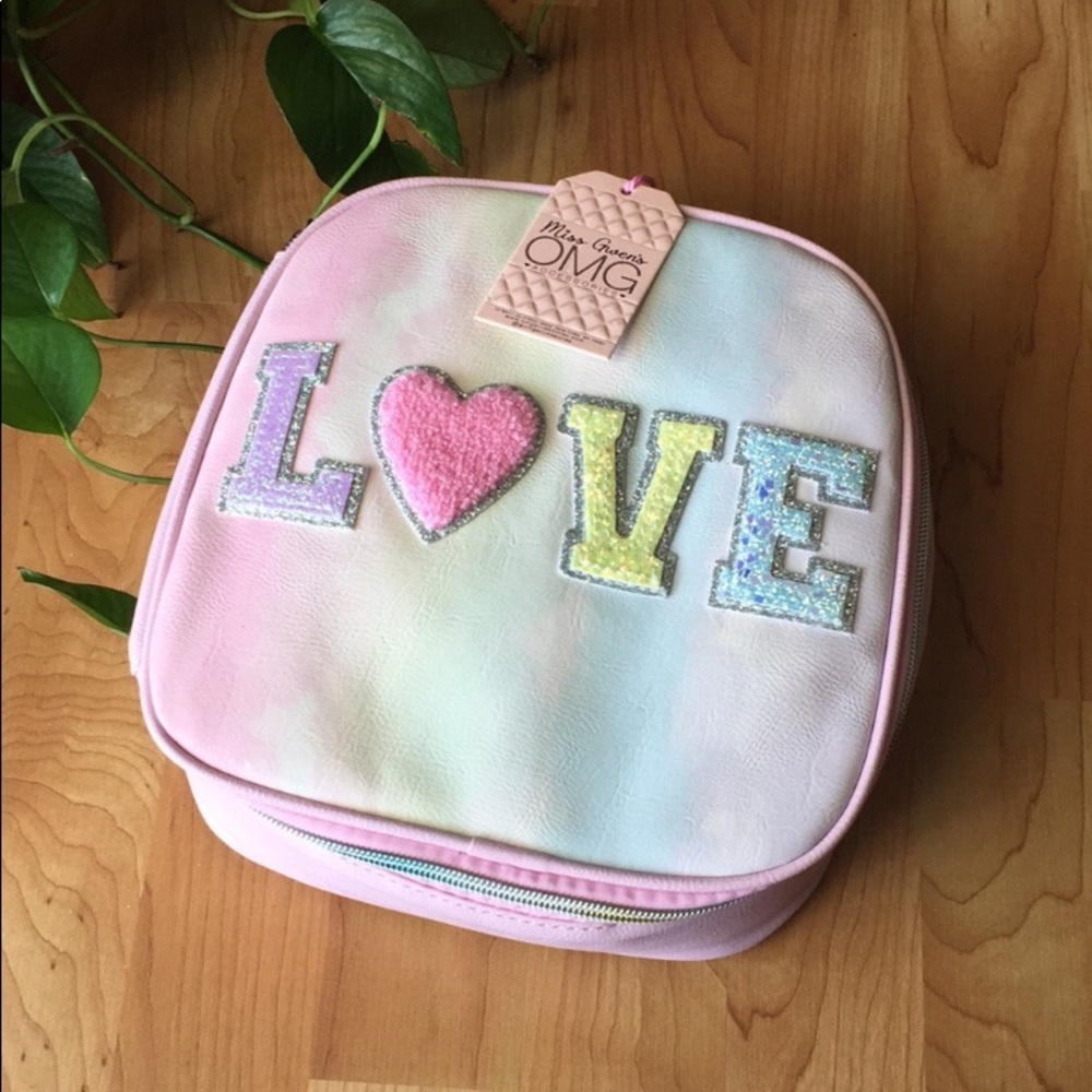 Miss Gwen Love Tie Dye Lunch Bag - Picture 13 of 15